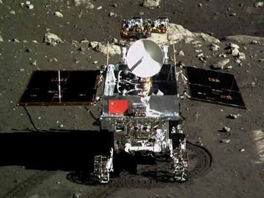 China will land on the back of the moon for the first time.jpg