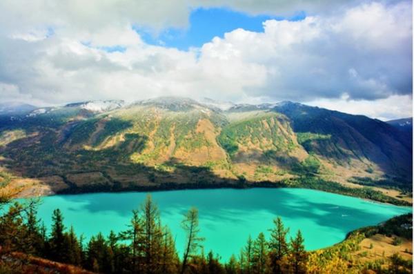 The Taklimakan Desert in Xinjiang will be built into a National Wetland Park.jpg