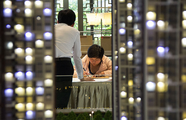 The property market boom during the Golden Week of November.jpg