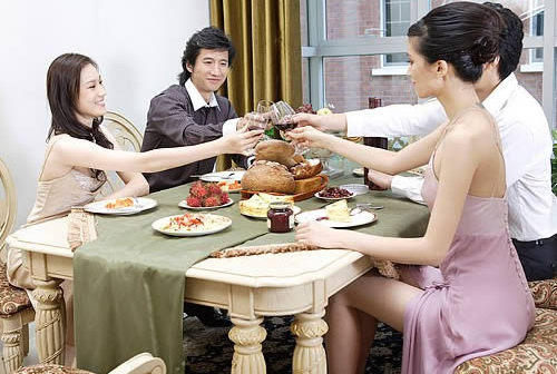 与他人共同用餐时如何健康饮食
