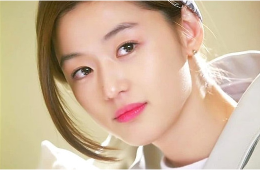 中国年轻女性疯狂追捧韩国化妆品