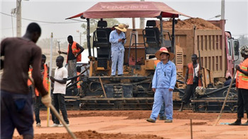 Chinese investment in Africa plunges 84%.jpg
