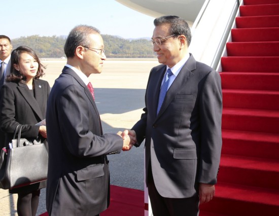 Li Keqiang arrives in Seoul. Chinese Premier Li Keqiang will visit South Korea again after a lapse of 5 years.jpg
