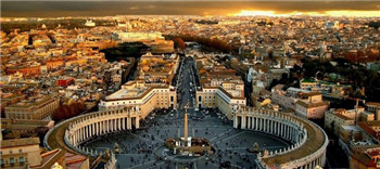 The Vatican arrested two suspects .jpg