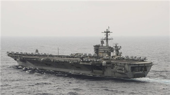 The U.S. Secretary of Defense boarded the cruise South China Sea aircraft carrier Carter in symbolic big stick warning to China.jpg