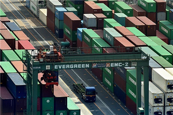 10月中国贸易数据大幅下降 China trade slumps on waning demand.jpg