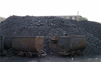 煤炭行业遭遇寒冬 Coal left unloved as natural gas and fossil-free drives bite.jpg