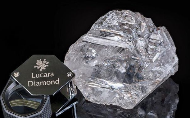 The world’s second largest diamond was born in Botswana: about 1,111 carats.jpg