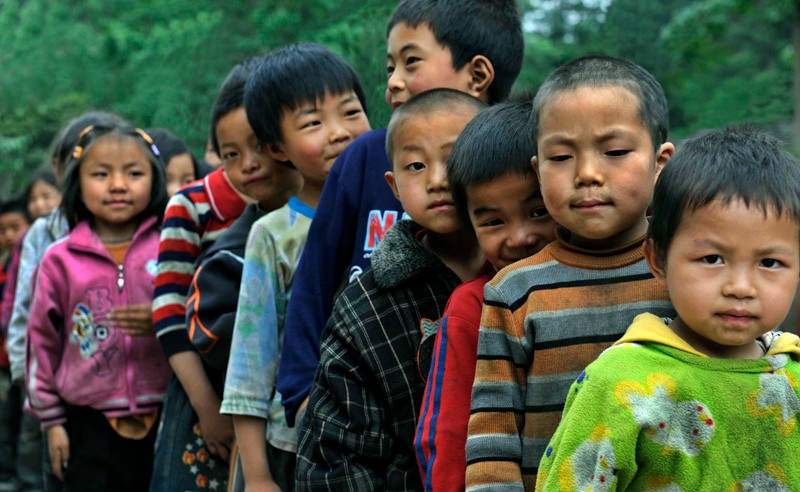 中国扶贫基金会为留守儿童招募替代妈妈