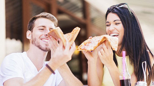研究表明:约会时吃得越多暗示他越喜欢你