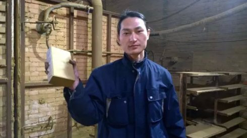 Nut Brothers collected 100 days of Beijing smog to make bricks.jpg