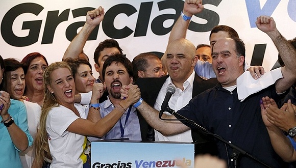 NPR讲解附字幕:委内瑞拉反对派赢得议会选举