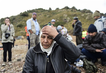 Canada welcomes the first group of Syrian refugees who arrived by plane.jpg