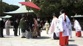 The Supreme Court of Japan ruled that the same surname for husband and wife is not unconstitutional.jpg