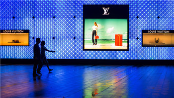China’s luxury goods market is no longer putting on China's wealthy no longer putting on Ritz.jpg