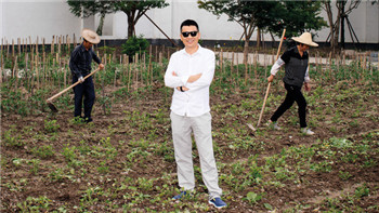 Metersbonwe chairman Zhou Chengjian lost contact.jpg