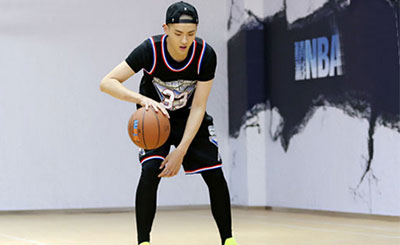 Wu Yifan will participate in the 2016 All-Star Celebrity Game and McGrady's teammate.jpg