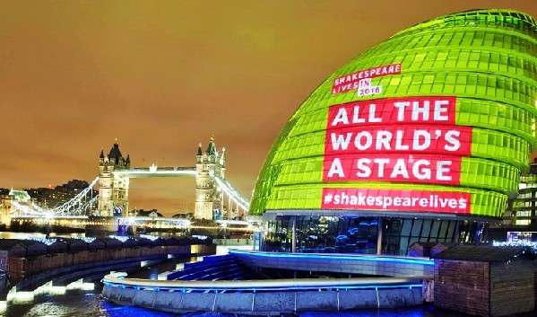 莎士比亚去世400周年 英国首相撰文纪念.jpg