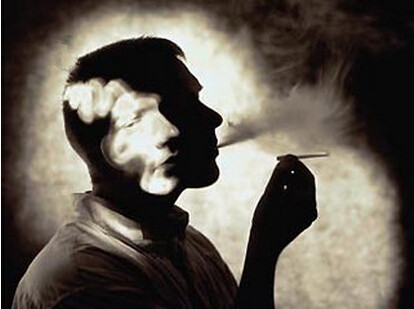 吸食大麻或多或少地导致精神分裂.jpg