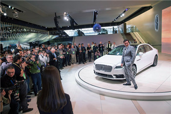 Without fear of the economic winter, Ford aims at the Chinese market and pushes luxury cars .jpg