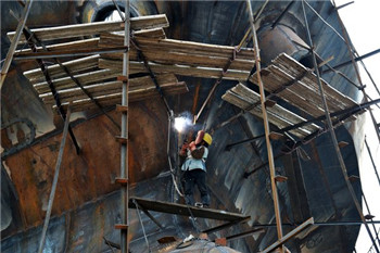 The corporate debt crisis has worsened, and the pressure on China's economic management and control has soared.jpg