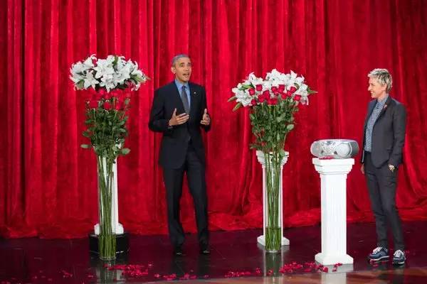 President Obama gave a poem on Valentine’s Day, Michelle shows her love in the air! .jpg