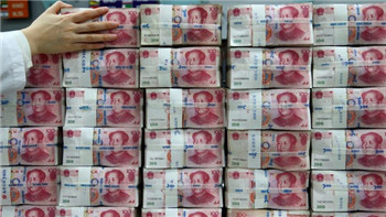 Hedge funds sing the renminbi to show flaws.jpg