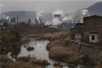 The surge in lung cancer mortality in Hebei is suspected to be the main cause of industrial pollution..jpg
