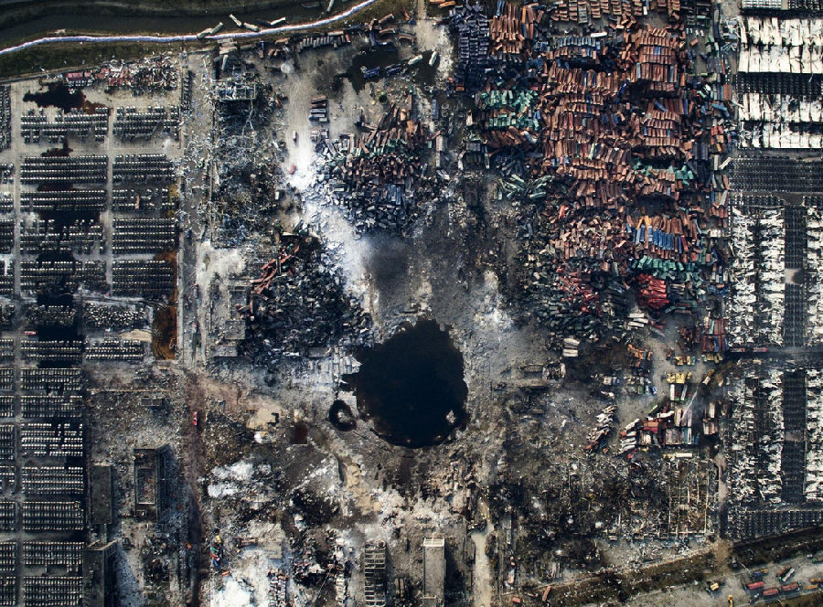 The aerial photos of Tianjin Big Bang won the International Photography Award.jpg