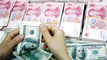 Who is struggling with the RMB/USD exchange rate.jpg