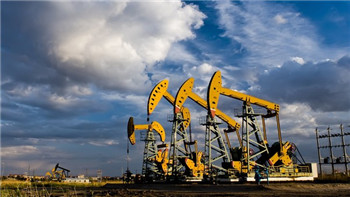 Saudi Arabia said that oil production cuts will not happen.jpg