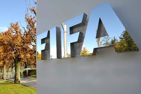 FIFA确定引入录像回放技术 最晚于2017年开始试行