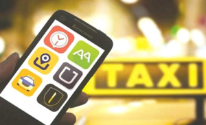 According to industry insiders, the new online car-hailing policy will be released in May as soon as possible.jpg