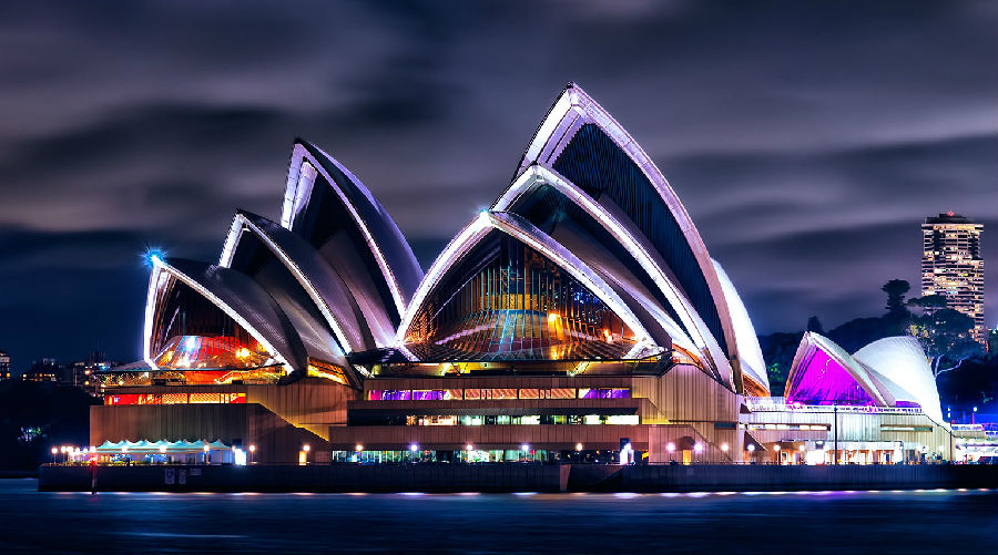 sydney-opera-house-at-night.jpg