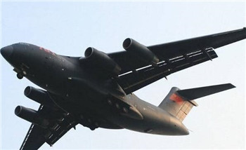 China’s new transport aircraft is put into use. American netizens commented that they seem to have known each other.jpg