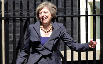 Theresa May will reorganize nearly half of the cabinet members or be women.jpg