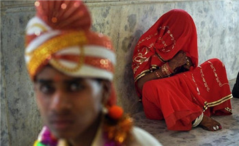 Afghan child marriage tragedy A 14-year-old pregnant woman was burned to death .jpg