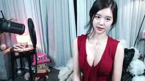 South Korean female anchors invaded China's large-scale content and tyrannized money.jpg