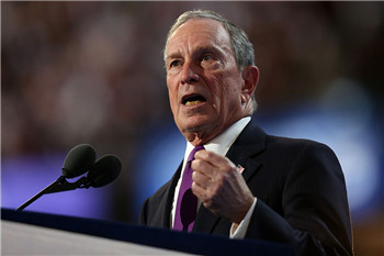 Bloomberg criticized Trump's destructive CEO and big liar .jpg