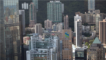 Hong Kong is gradually losing its status as a gateway to China.jpg
