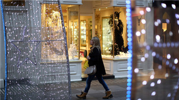 Manchester jewellers are favored by Chinese tourists.jpg