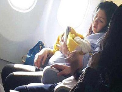 A pregnant woman is happy to give birth to a girl, and the baby is given a million-mile trip.jpg
