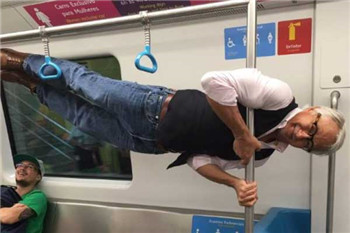 Rio Metro’s grandpa playing gymnastics became popular.jpg
