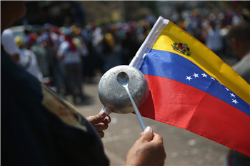 The fall in oil prices has the most serious impact. How long can Venezuela last?.jpg