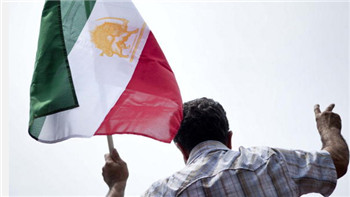 The United States admitted to temporarily detaining Iran’s 400 million US dollars in exchange for its release of hostages.jpg