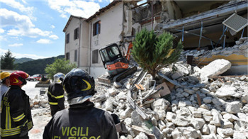 The number of victims of the earthquake in central Italy has risen.jpg