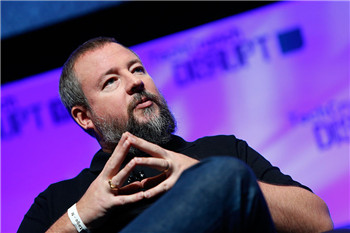 The founder of Vice predicts that traditional media will experience a bloodbath.jpg
