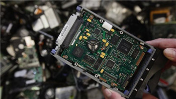 How does Japan recycle e-waste as a medal.jpg