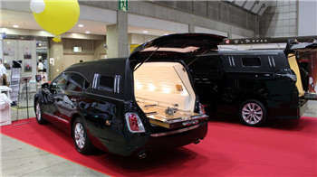 Japanese funeral and interment companies look to overseas markets.jpg
