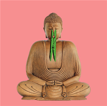 The ultimate meditation of Thai monks with corpses or pythons.jpg